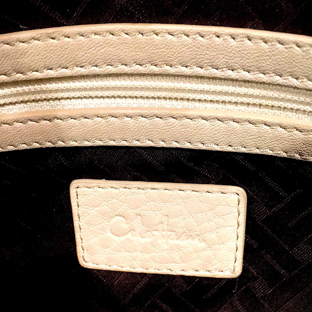 ⭐️ 5/$40. Cole Haan Pebble Leather Handbag - Picture 5 of 11